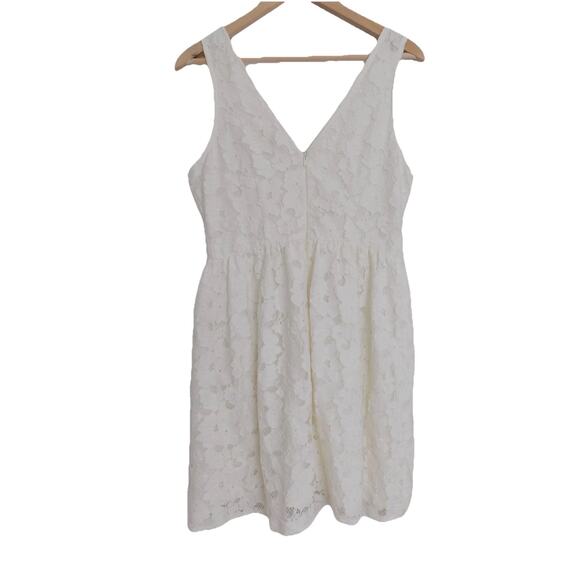 BB DAKOTA floral cream lace sleeveless dress size 6 - Picture 3 of 11